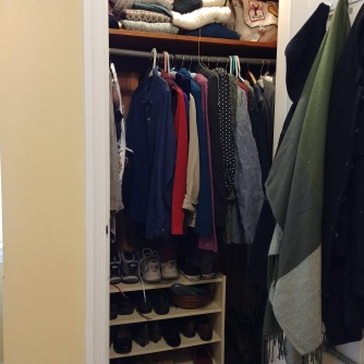 Tidy closet (winter clothes)
